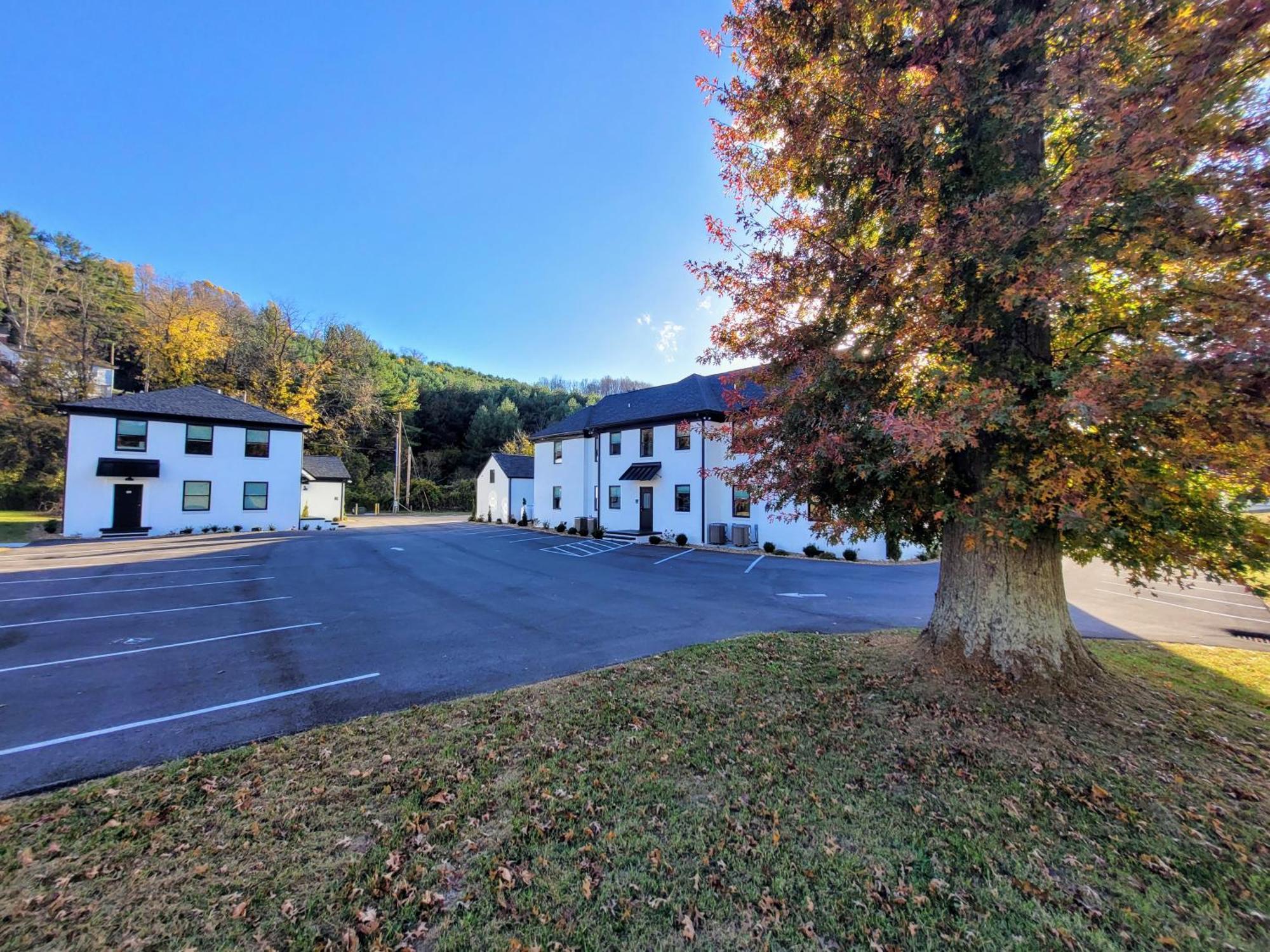 The Traveler On Main - Suite 1 Tazewell Eksteriør bilde